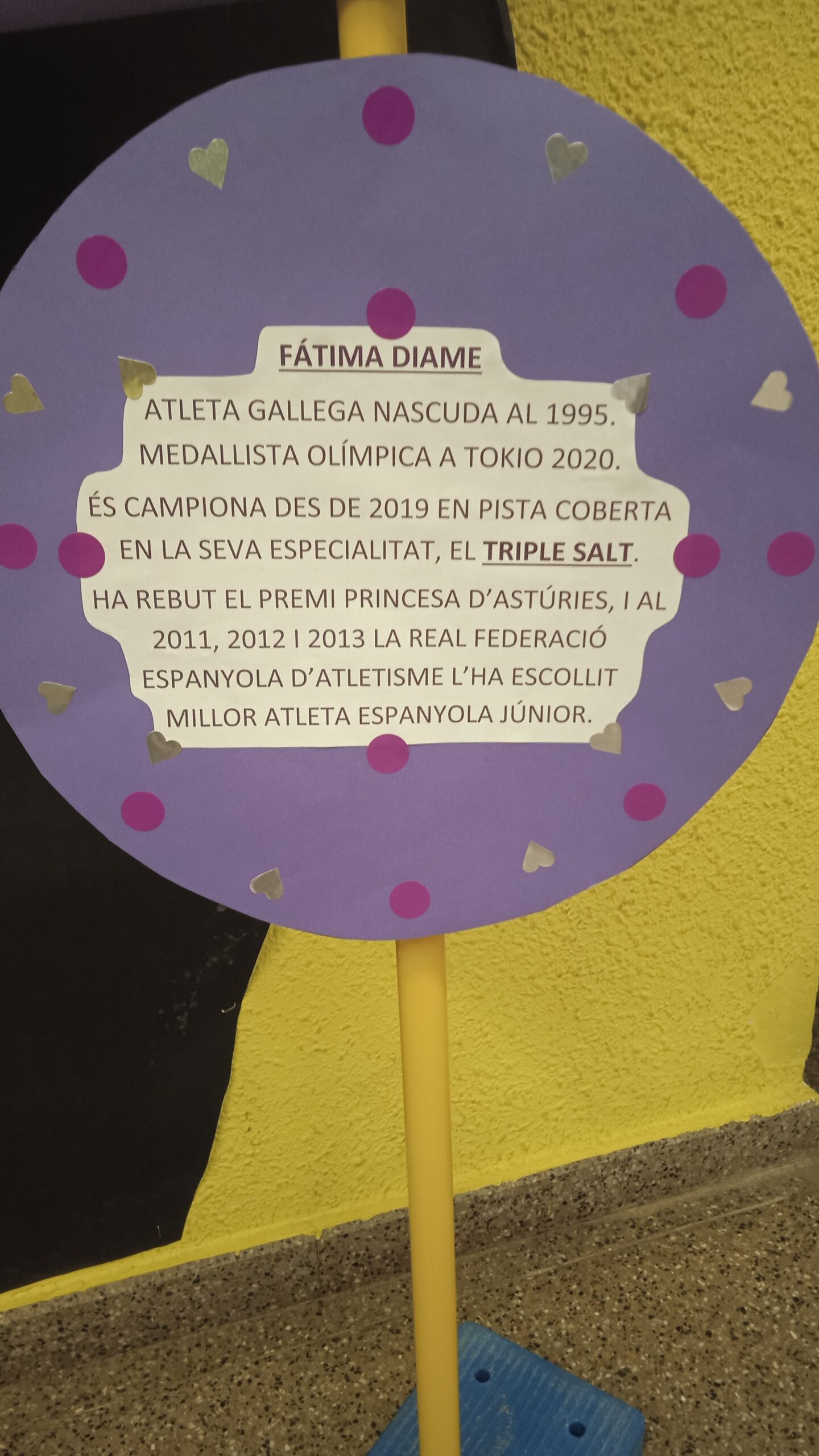 Dones esportistes a tota l’escola